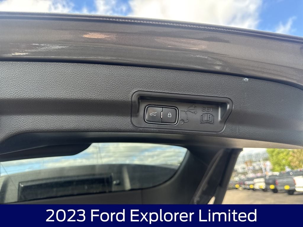 2023 Ford Explorer Limited