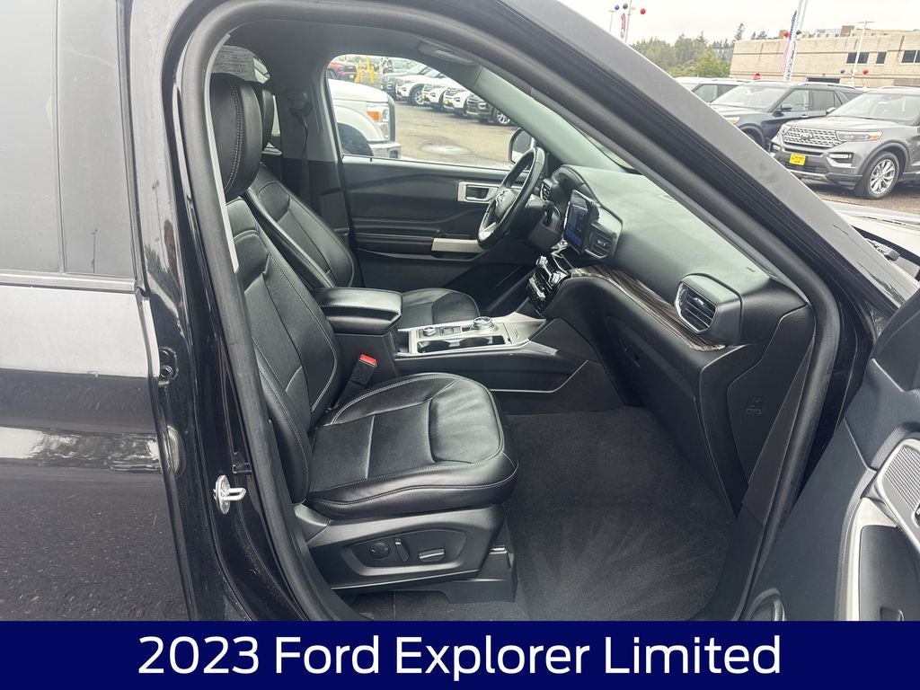 2023 Ford Explorer Limited