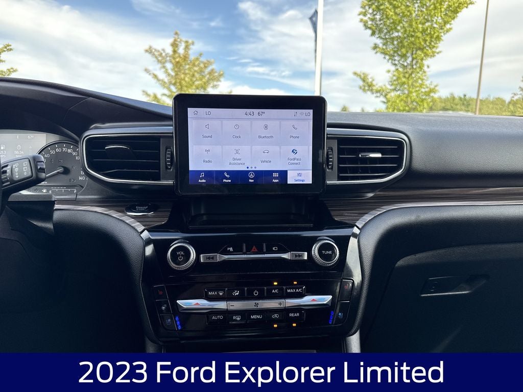 2023 Ford Explorer Limited