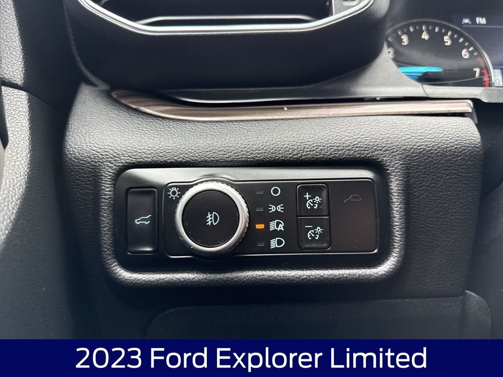 2023 Ford Explorer Limited