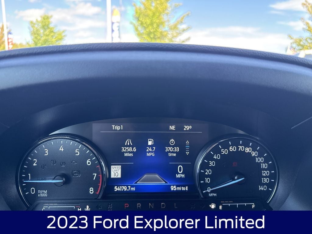 2023 Ford Explorer Limited