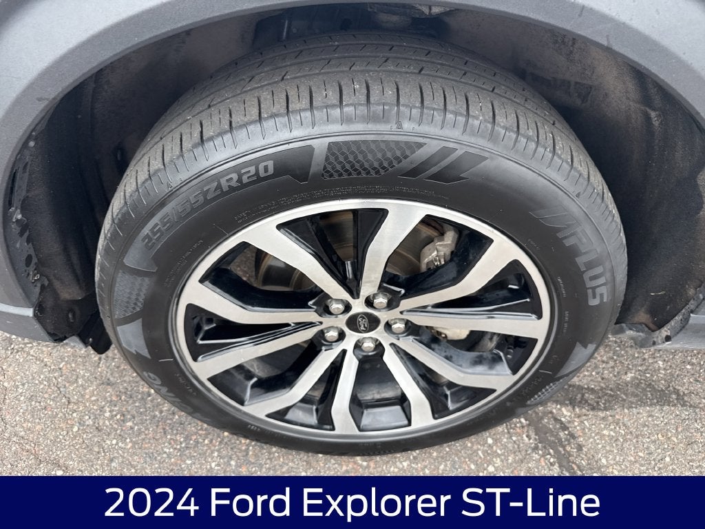 2024 Ford Explorer ST-Line