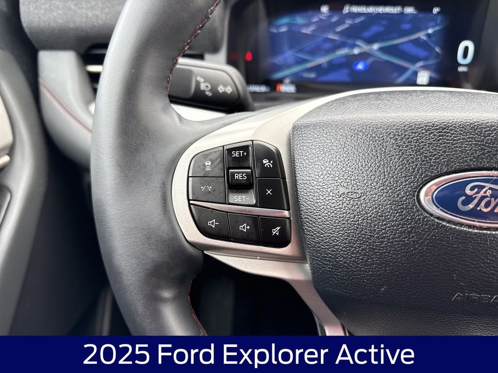 2025 Ford Explorer Active