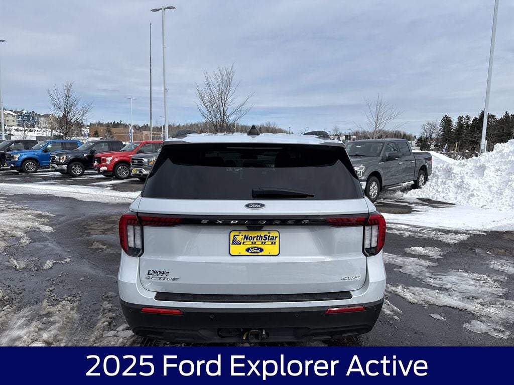 2025 Ford Explorer Active