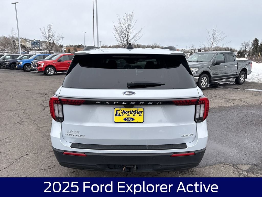 2025 Ford Explorer Active