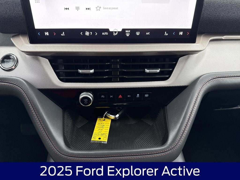 2025 Ford Explorer Active