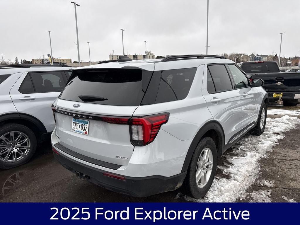2025 Ford Explorer Active