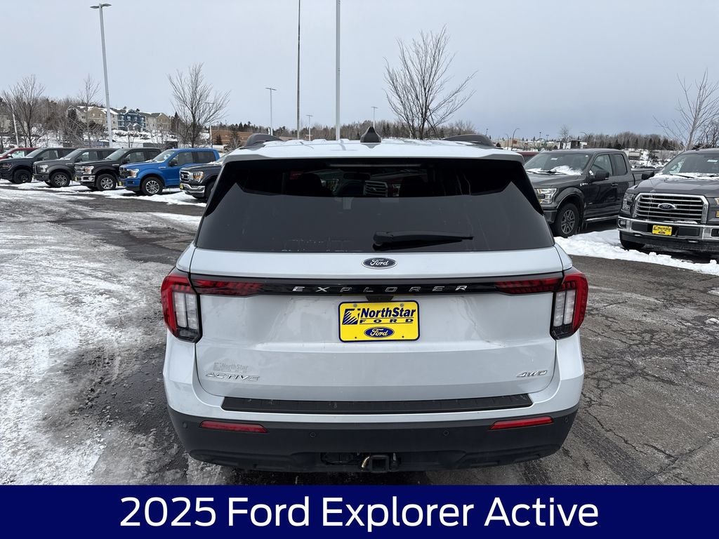 2025 Ford Explorer Active