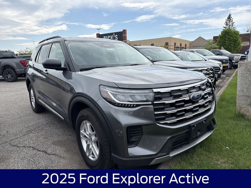 2025 Ford Explorer Active