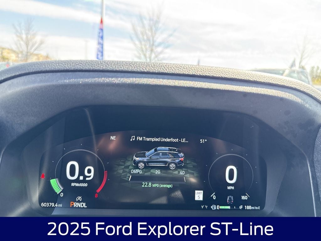 2025 Ford Explorer ST-Line
