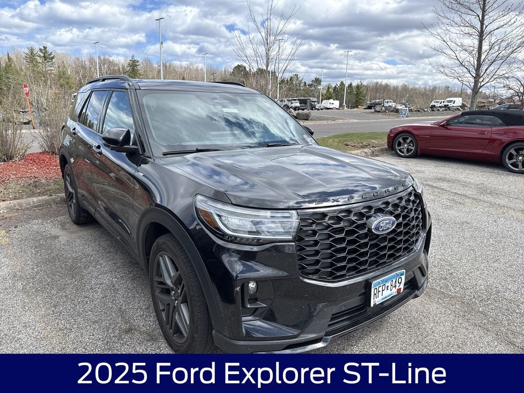 Used 2025 Ford Explorer ST-LINE with VIN 1FMUK8KH3SGA20939 for sale in Duluth, Minnesota