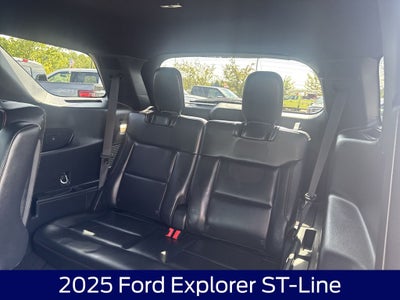 2025 Ford Explorer ST-Line
