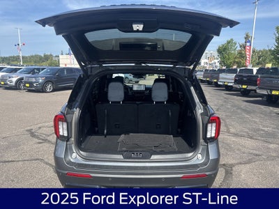 2025 Ford Explorer ST-Line