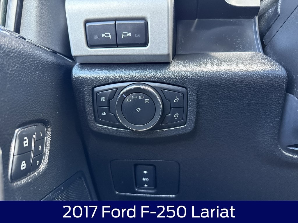 2017 Ford F-250SD Lariat