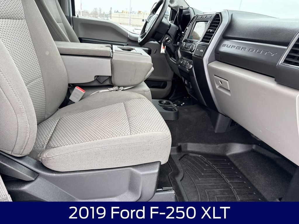 2019 Ford F-250SD XLT