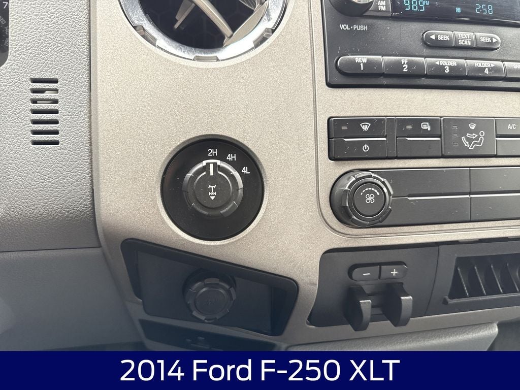 2014 Ford F-250SD XLT