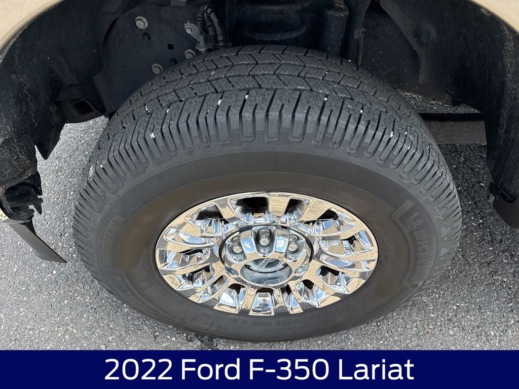 2022 Ford F-350SD Lariat