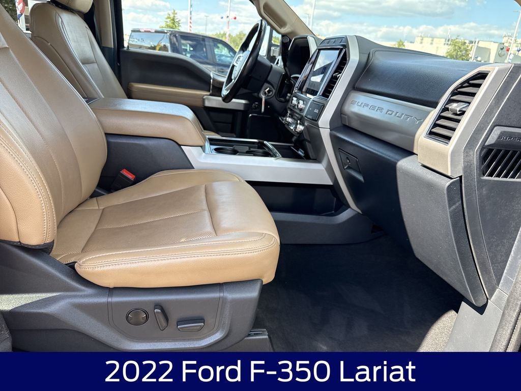 2022 Ford F-350SD Lariat