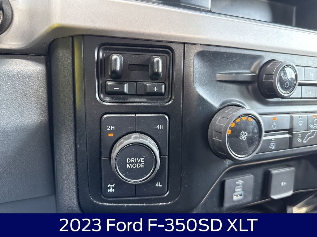 2023 Ford F-350SD XLT