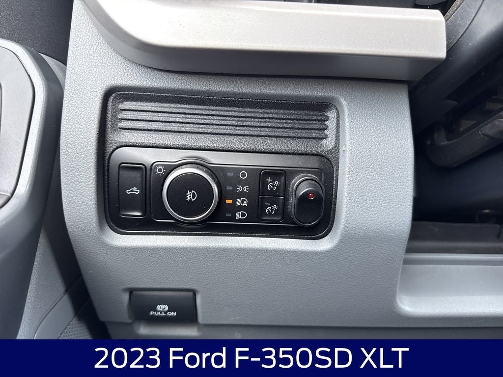 2023 Ford F-350SD XLT