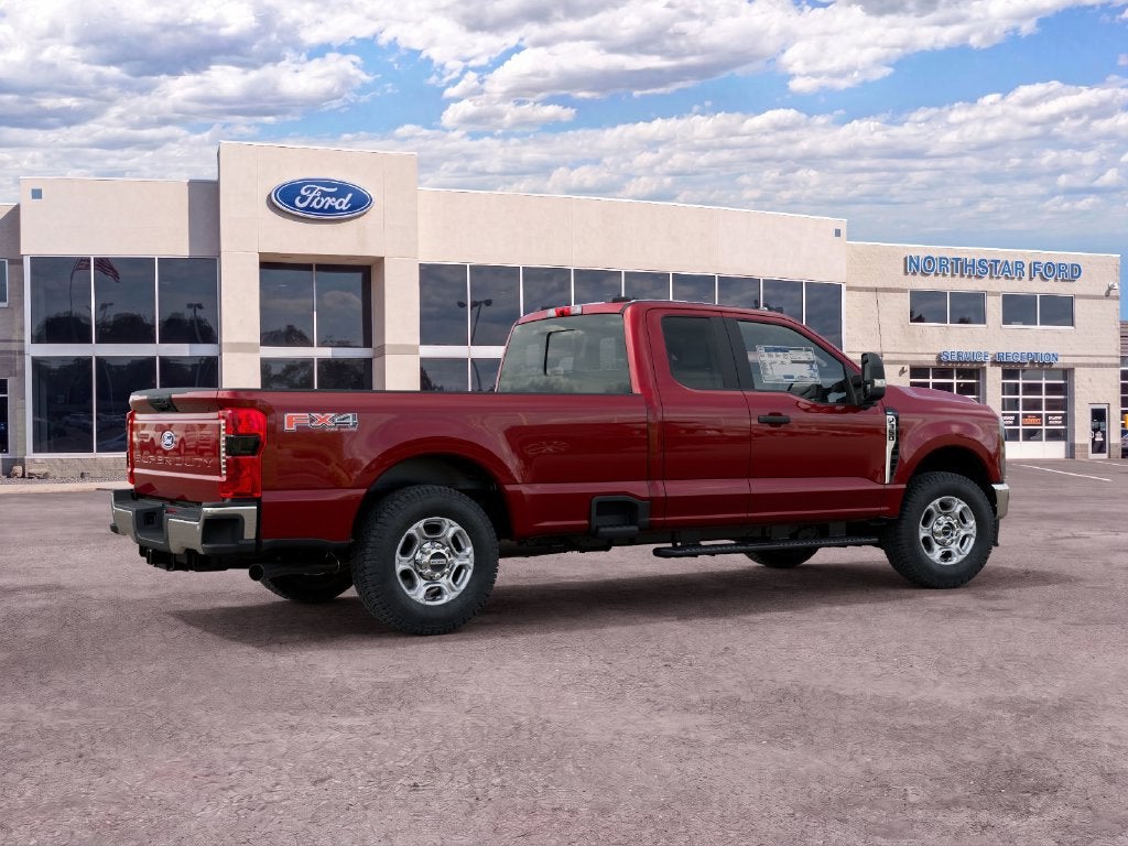 2027 Ford F-350SD XLT