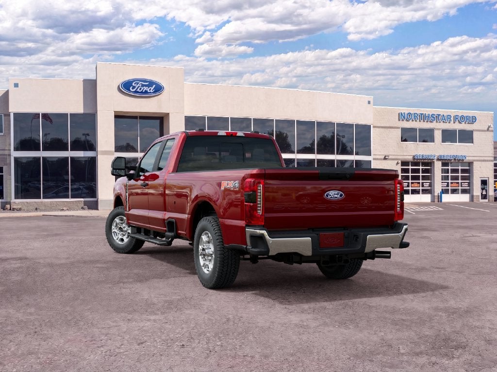2027 Ford F-350SD XLT