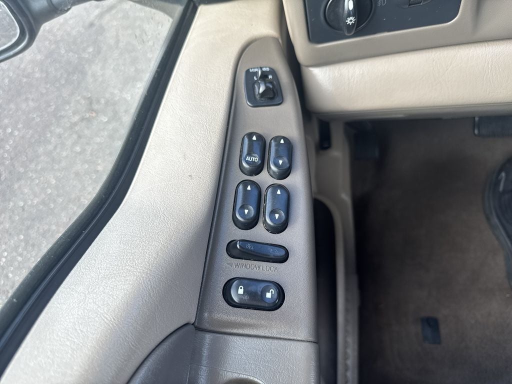 2004 Ford F-250SD Base