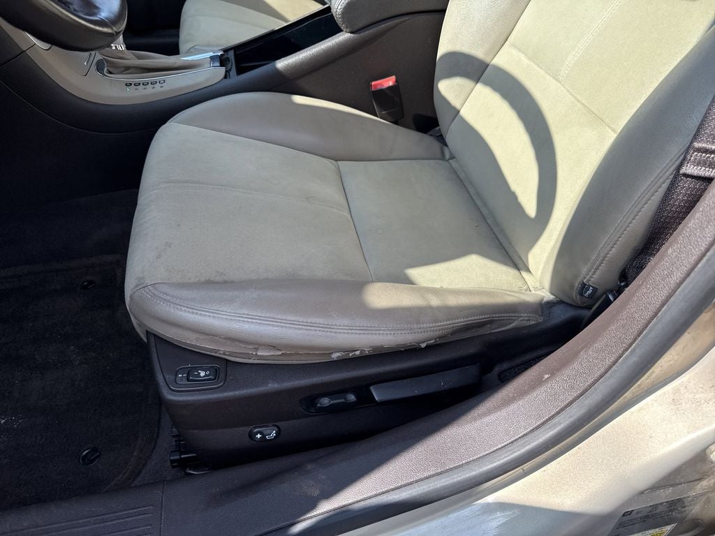 2011 Chevrolet Malibu LT 2LT