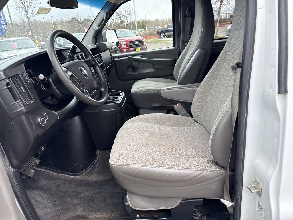 2010 Chevrolet Express 3500 LT Passenger