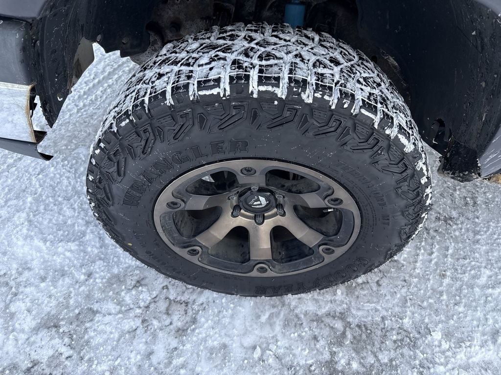 2004 Chevrolet Silverado 1500 LS