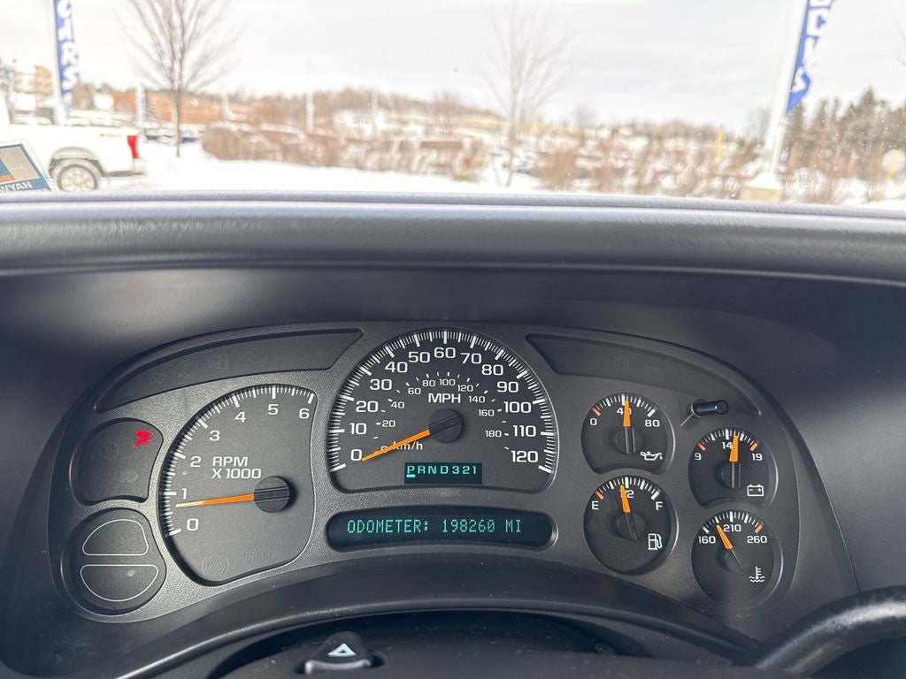 2004 Chevrolet Silverado 1500 LS