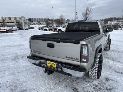2004 Chevrolet Silverado 1500 LS