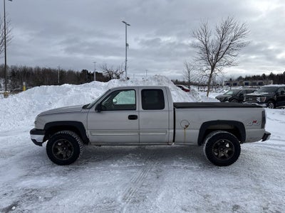 2004 Chevrolet Silverado 1500 LS