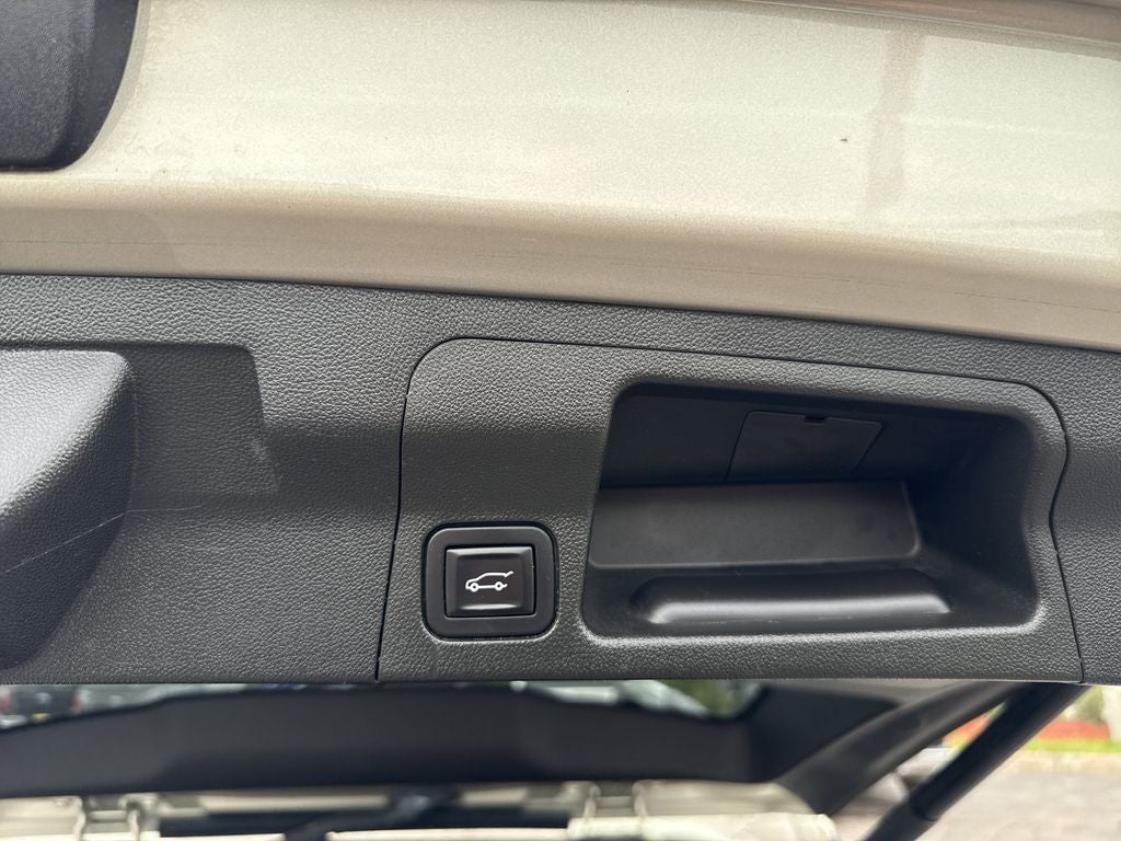 2017 GMC Acadia SLT-2