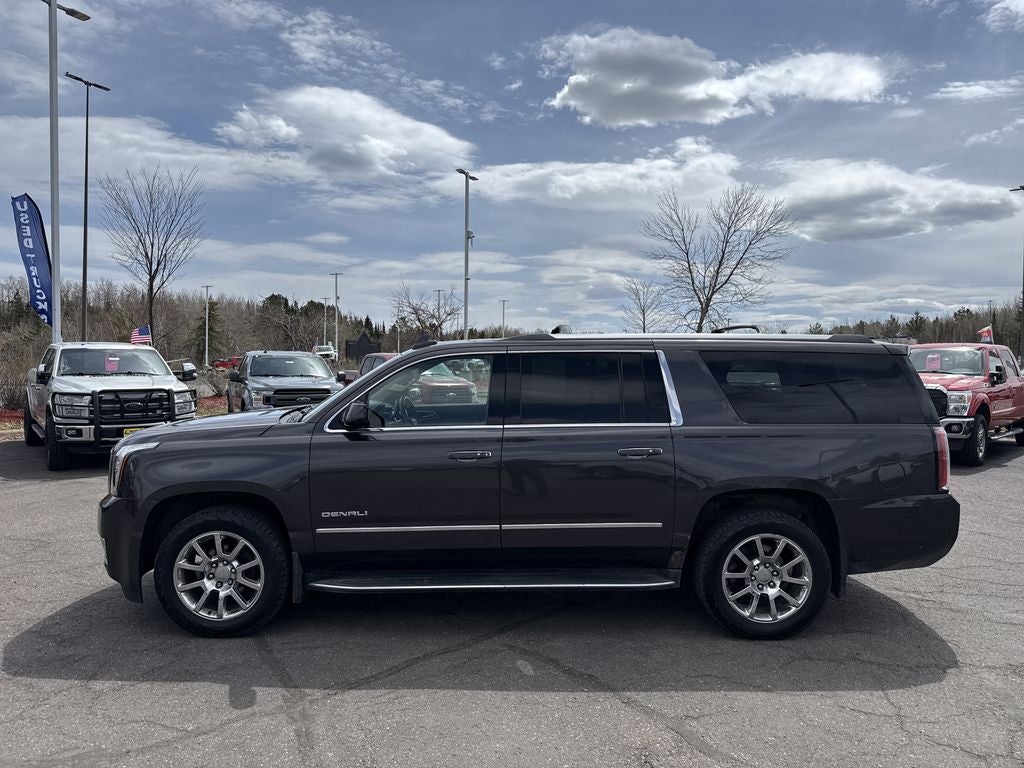 2017 GMC Yukon XL Denali