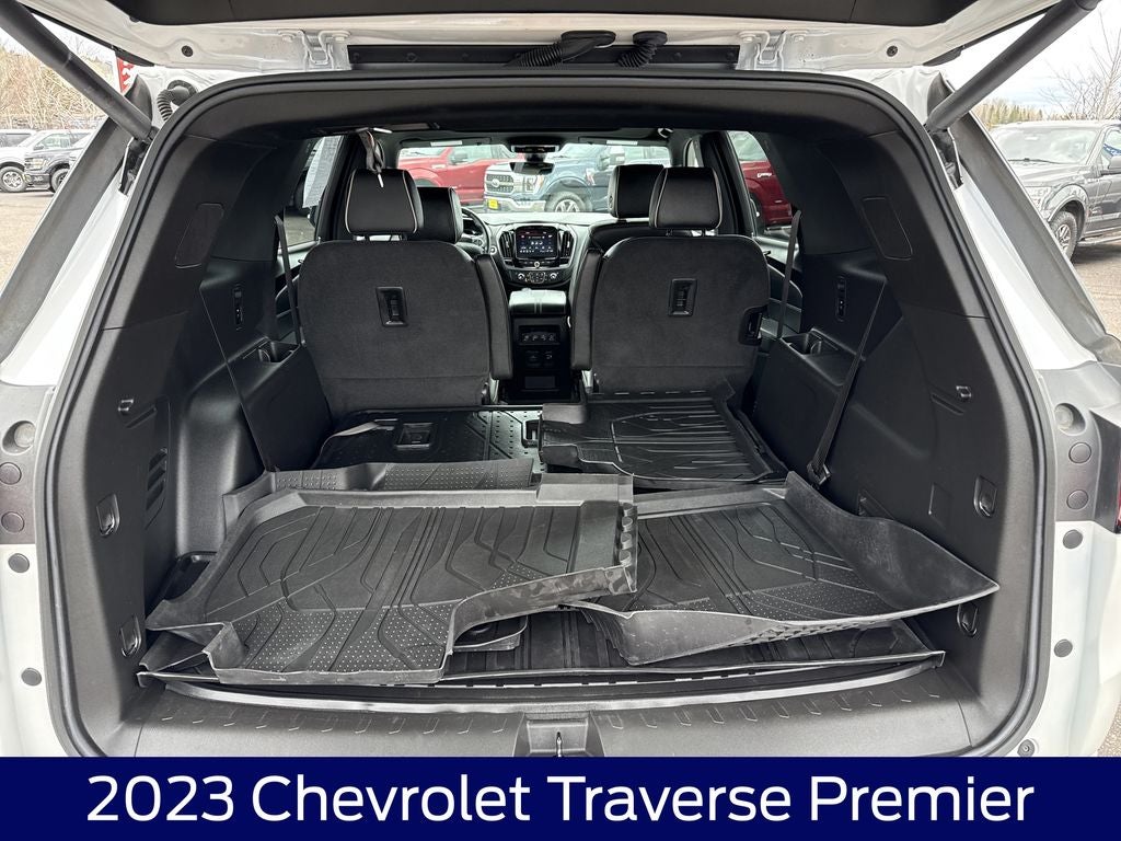 2023 Chevrolet Traverse Premier