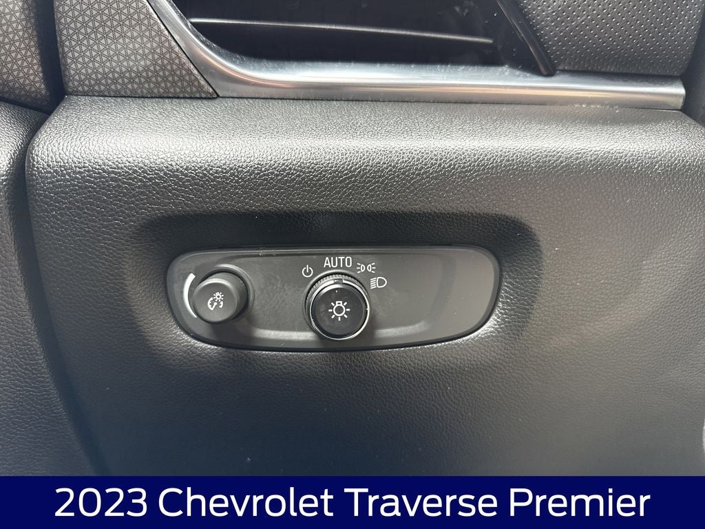 2023 Chevrolet Traverse Premier