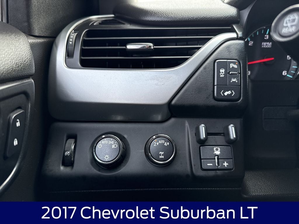 2017 Chevrolet Suburban LT