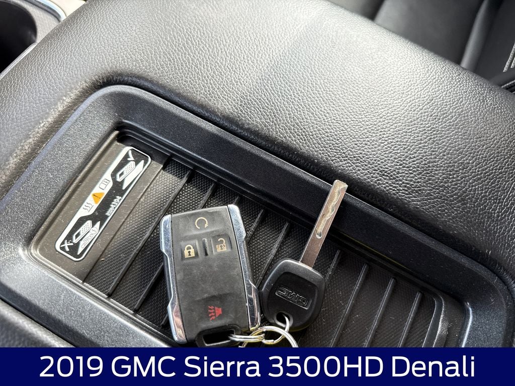 2019 GMC Sierra 3500HD Denali