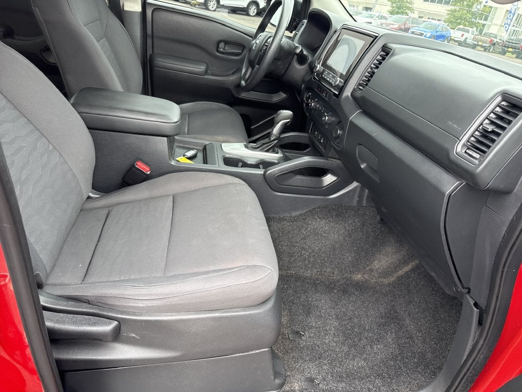 2022 Nissan Frontier S