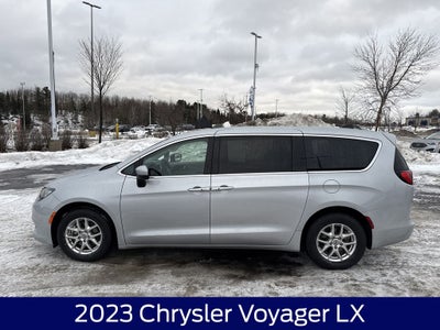 2023 Chrysler Voyager LX