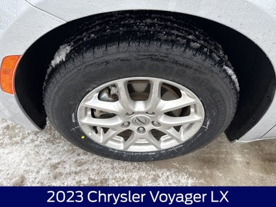 2023 Chrysler Voyager LX