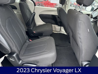 2023 Chrysler Voyager LX