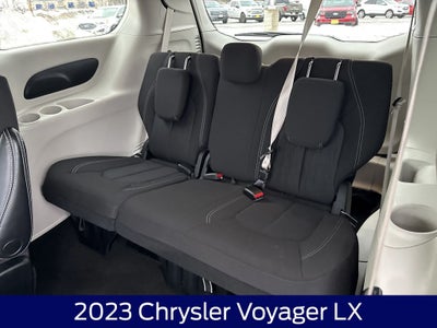 2023 Chrysler Voyager LX