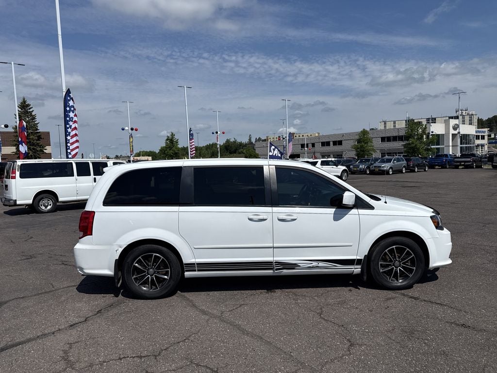 2017 Dodge Grand Caravan SE Plus