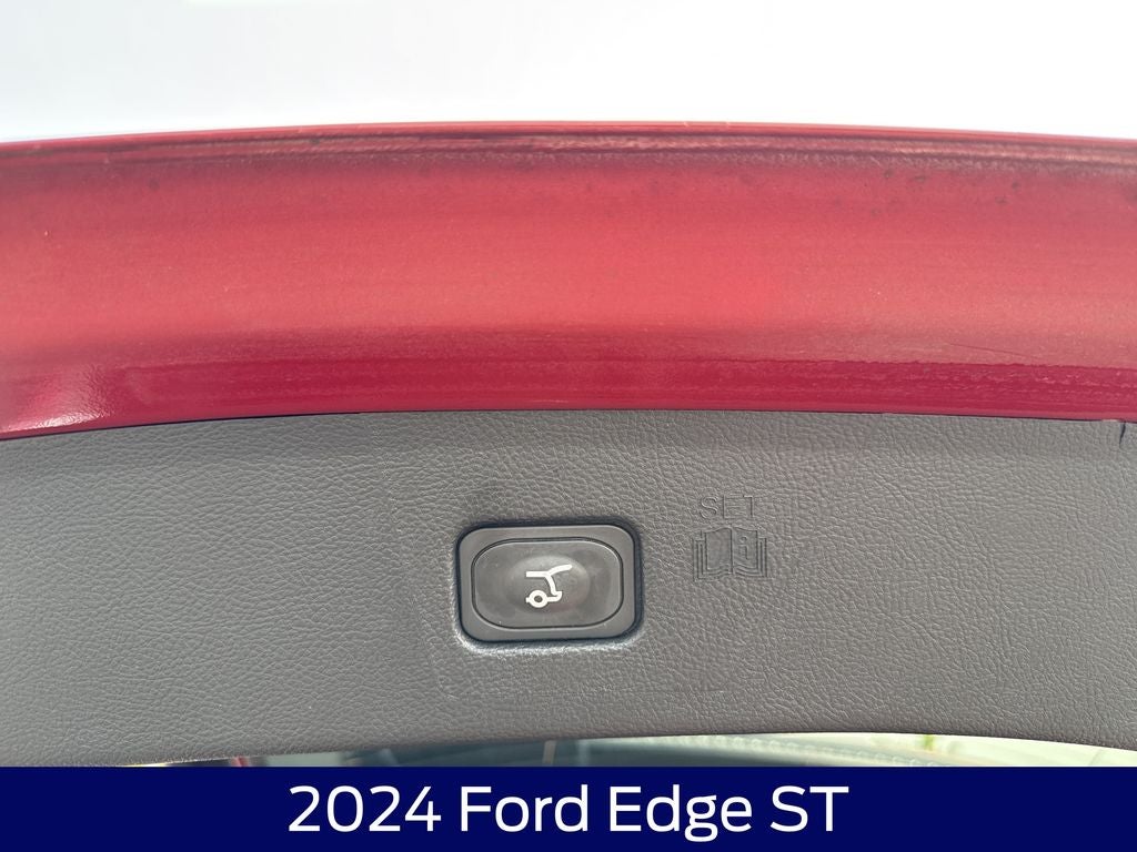 2024 Ford Edge ST