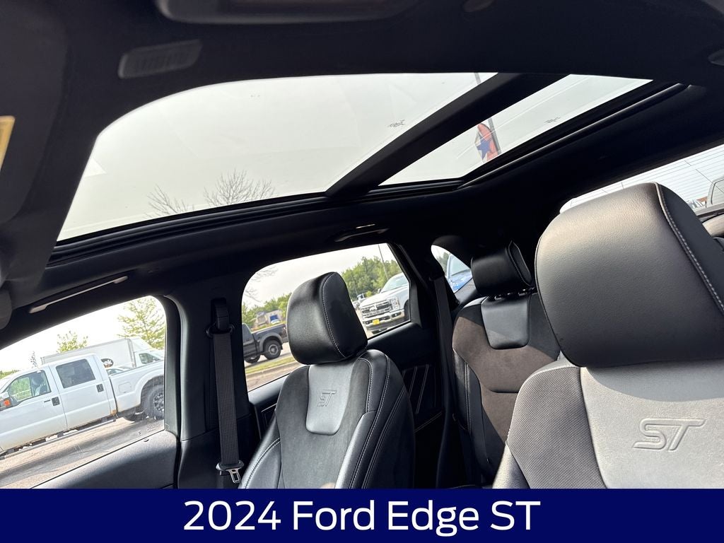 2024 Ford Edge ST