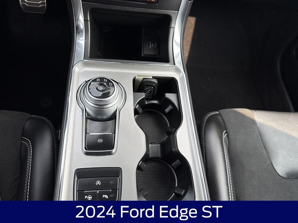 2024 Ford Edge ST