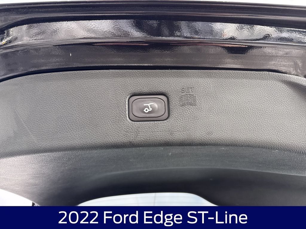 2022 Ford Edge ST Line