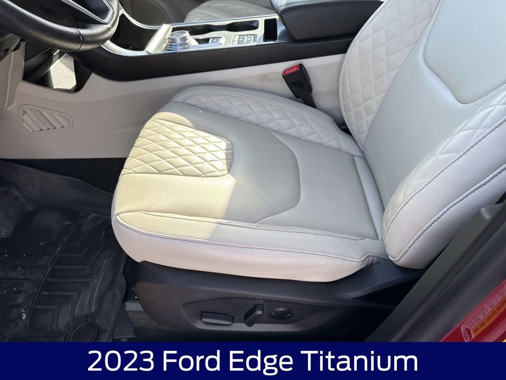 2023 Ford Edge Titanium